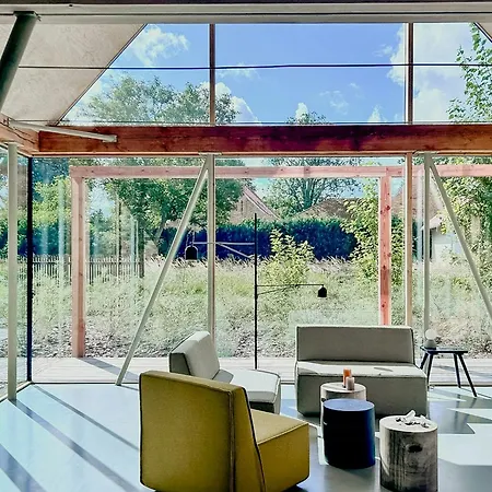 Modern Glass And Brick Retreat At Kronsee בית נופש Rutenberg