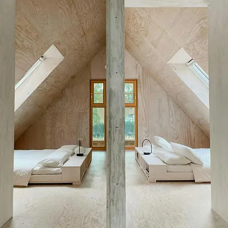 Modern Glass And Brick Retreat At Kronsee *